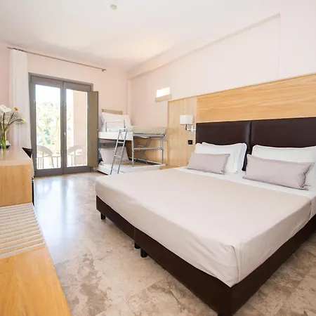 Basiliani - Cdshotels מלון אוטרנטו